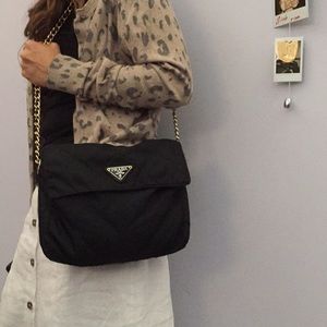 Prada Bag, Classic black&gold, Trendy&Versatile!!